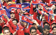 Fan cứng của đội tuyển Hàn Quốc điền tên Bắc Triều Tiên
