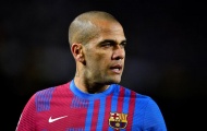 Dani Alves chỉ trích Barca bạc bẽo