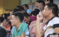 Chùm ảnh: Cảm xúc bầu Hiển ngày Hà Nội T&T vô địch trên sân Hàng Đẫy