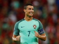 Ronaldo nhận điểm cao nhất trận Bồ Đào Nha- Wales