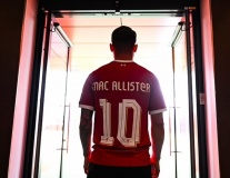 Những hình ảnh đầu tiên của Allister trong màu áo Liverpool