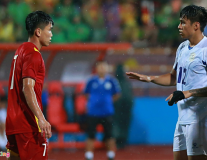 Cầu thủ Philippines năn nỉ Văn Đô bớt nóng