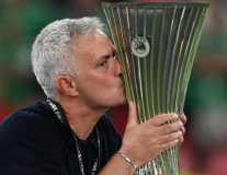 50 sắc thái của Jose Mourinho ngày Roma nhận cúp