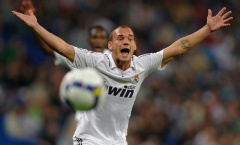 Sneijder: “Thái độ của tôi không xứng đáng với Real Madrid”