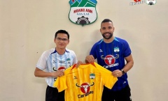HAGL chiêu mộ đồng đội cũ của Neymar; HLV Indonesia chỉ trích đội nhà