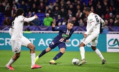 Mbappe solo từ giữa sân ghi hattrick, PSG hủy diệt Lyon 'bàn tay nhỏ'