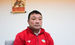 Vừa vô địch V-League, HLV Trương Việt Hoàng đã bày tỏ sự lo âu
