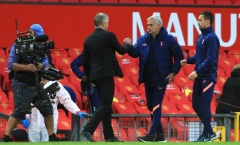 Đá đểu Solskjaer, Mourinho dùng Sir Alex để nhắc nhở M.U