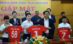 Người hùng World Cup tuyển Việt Nam nói thẳng lý do không xuất ngoại