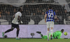 Lautaro hóa tội đồ trên chấm phạt đền, Inter 'buông súng' trước Napoli