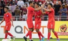 Singapore thắng Malaysia 2-1