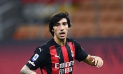 Chi 25 triệu euro, Milan có ngay bản hợp đồng đầu tiên