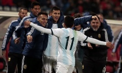 Không Messi, Argentina giành chiến thắng nhọc trước đội nhược tiểu