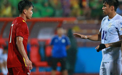 Cầu thủ Philippines năn nỉ Văn Đô bớt nóng