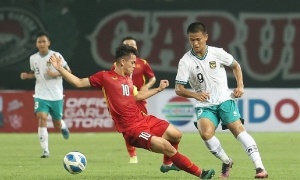 HLV Troussier chấp nhận chỉ trích, U20 Indonesia nguy cơ mất vé World Cup