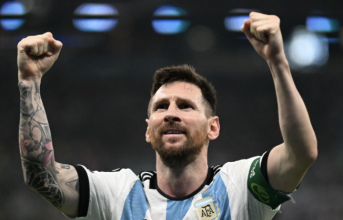 Chủ tịch PSG: 'Messi đang hạnh phúc'