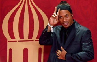 Ronaldinho dự đoán đội vô địch C1 mùa này