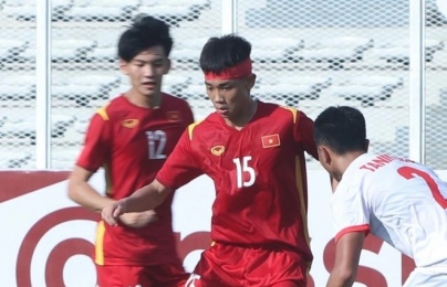  Tuyển thủ U19 Việt Nam phải khâu 5 mũi ở vùng đầu 