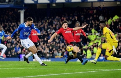  Hạ Everton 3-0, M.U đã phát hiện ra cầu thủ không thể thay thế 
