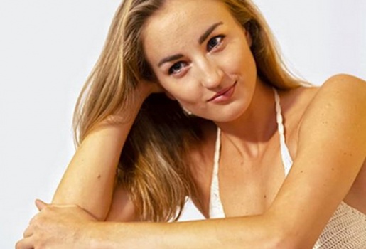 Elena Krawzow - VĐV Paralympic đầu tiên lên bìa tạp chí Playboy