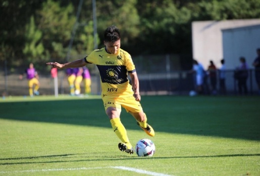 Quang Hải cạn hy vọng với Pau FC: Tính gì cho tương lai