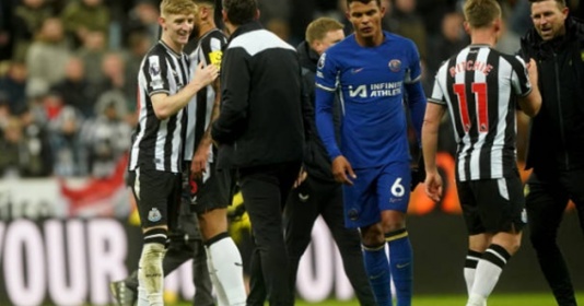 Chơi quá tệ khiến Chelsea bị hủy diệt, Thiago Silva xin lỗi