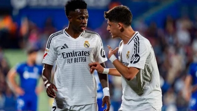Real thêm kịch tính cho cuộc đua tại La Liga