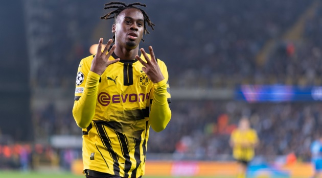 Jamie Gittens có thể thành Saka mới nếu đến Arsenal
