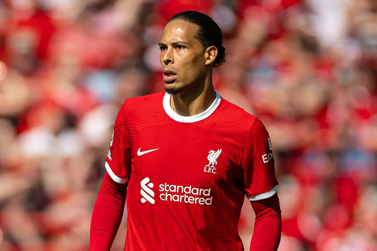 Van Dijk: "Chúng tôi thực sự xứng đáng với danh hiệu vô địch nước Anh"