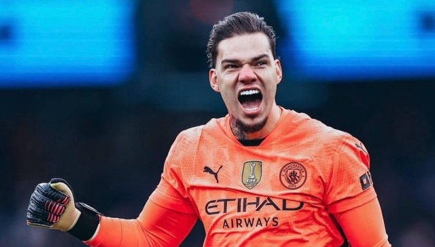 Ederson có thể rời Man City mùa hè này