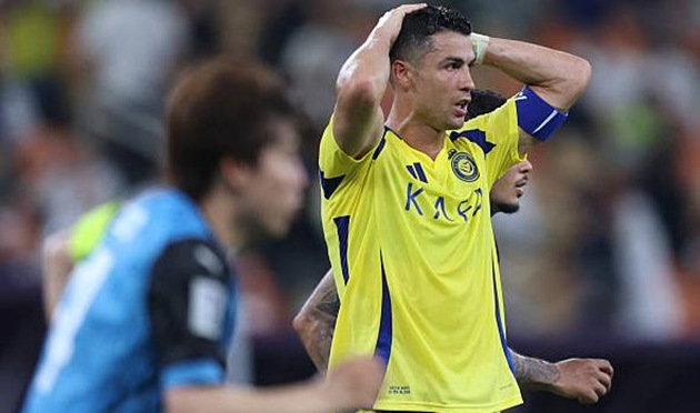 Ronaldo và Al-Nassr ngậm ngùi dừng chân ở bán kết AFC Champions League
