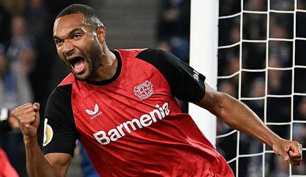 Chuyển nhượng sáng 2/5: M.U quan tâm Tah; Arsenal cạnh tranh vì N'Dicka