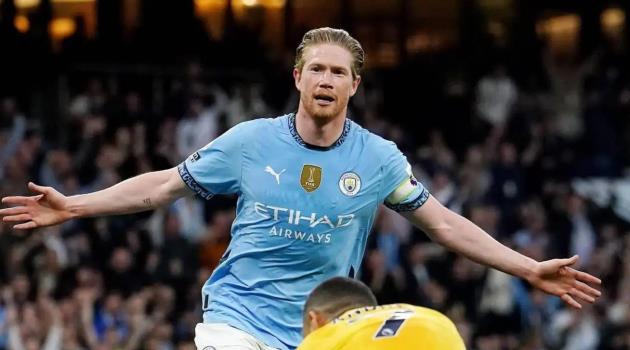 Micah Richards: "Những gì De Bruyne thể hiện thực sự phi thường"