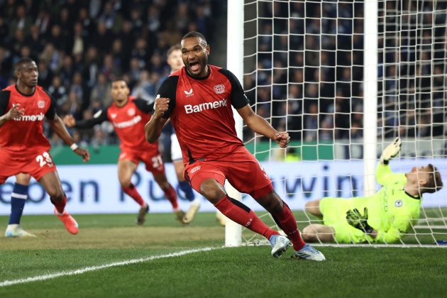 MU bắt đầu đàm phán chiêu mộ Jonathan Tah
