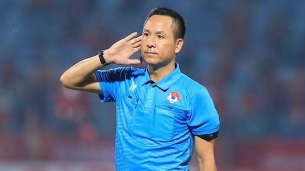 Trọng tài V-League "thoát" điều tra tiêu cực