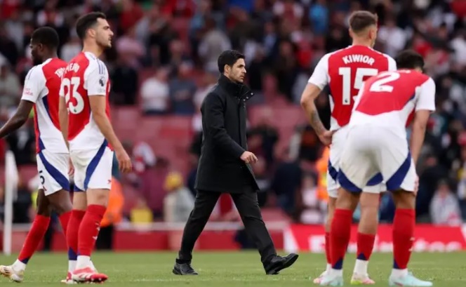 Arsenal 1-2 Bournemouth: Thói quen chủ quan; Hệ lụy quen thuộc