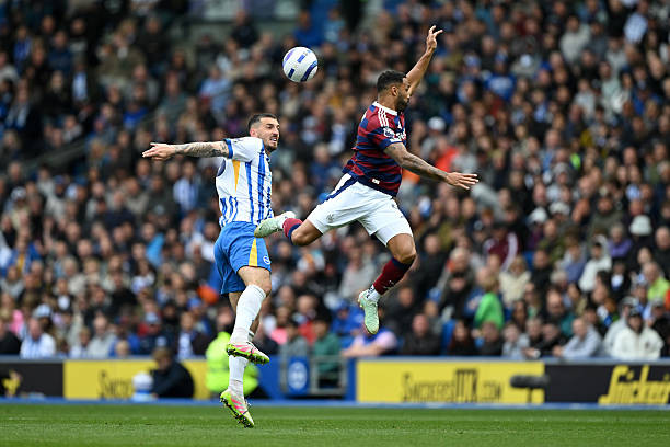 Isak lập công phút chót, Newcastle giữ vững top 4 Premier League