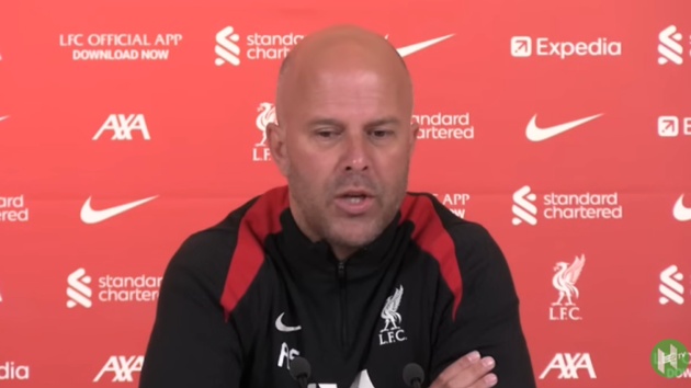 Arne Slot từng nghĩ Chelsea sẽ đua vô địch với Liverpool