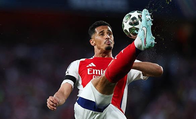 Real chờ cơ hội để chiêu mộ Saliba