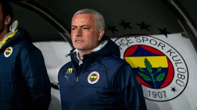 Thua Solskjaer, Mourinho lại mỉa mai giải Thổ Nhĩ Kỳ