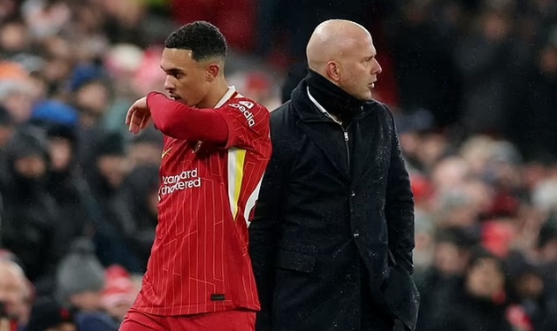 Alexander-Arnold bị xao nhãng trước Man Utd khi nhận đề nghị từ Real
