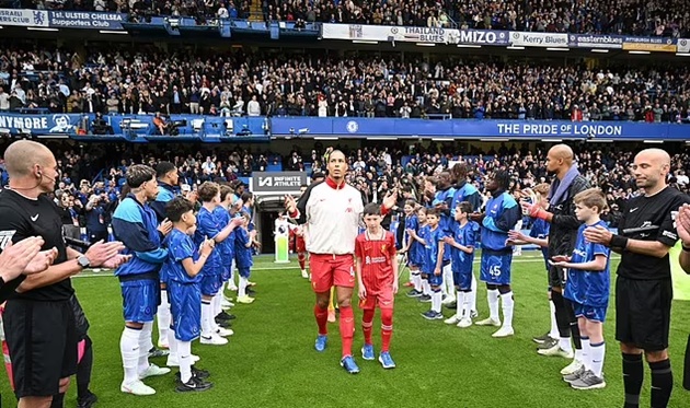 Arsenal dự kiến xếp hàng tri ân Liverpool