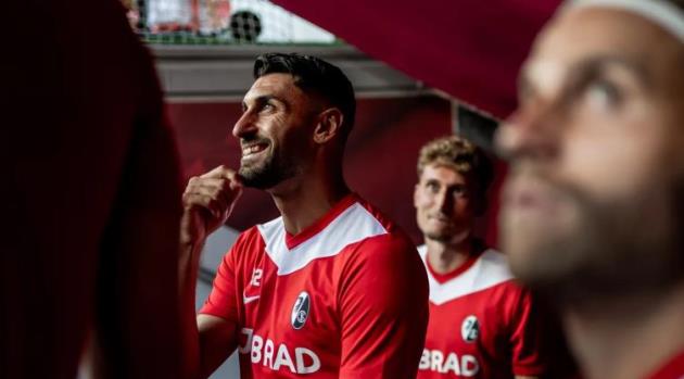 Freiburg đứng trước ngưỡng cửa lịch sử khi Champions League vẫy gọi