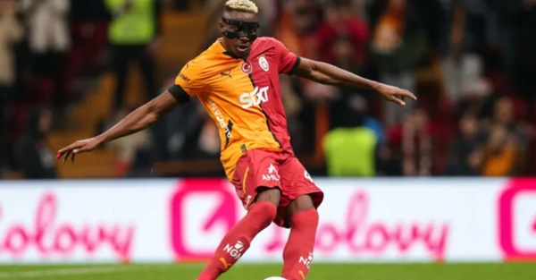 Osimhen có thực sự là lời giải cho hàng công Man United?