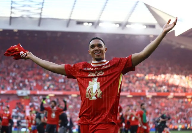Bảng xếp hạng Premier League 100 trận gần nhất: Liverpool chỉ đứng thứ hai