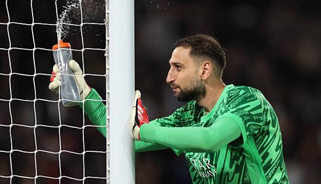 PSG vào chung kết Champions League, Donnarumma "réo tên" Mbappe