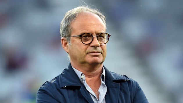 Khó có khả năng Campos rời PSG, gia nhập MU