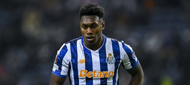 Barcelona sent scout to watch Samu Aghehowa