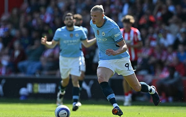 Ramsdale "lên đồng", Man City Bất Lực tại St. Mary's