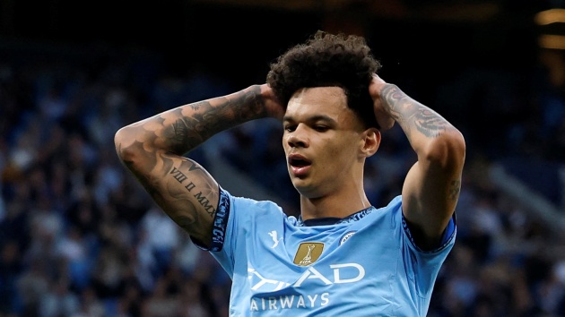 'Không penalty cho Man City?'